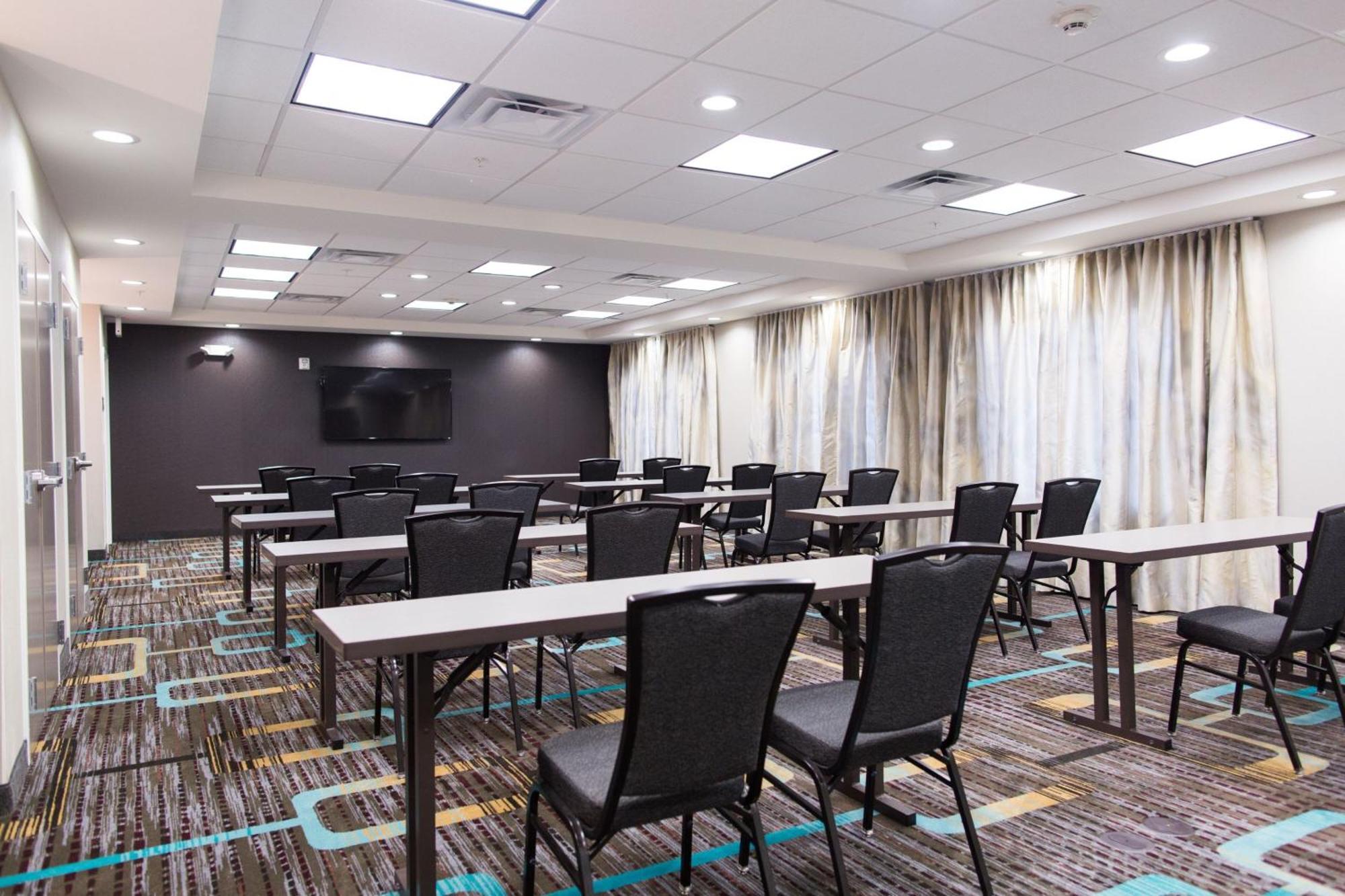 Hotel By Marriott Northwest Oklahoma City