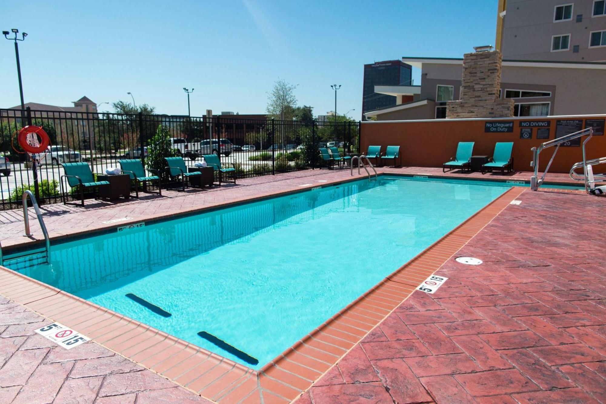 By Marriott Northwest Hotel